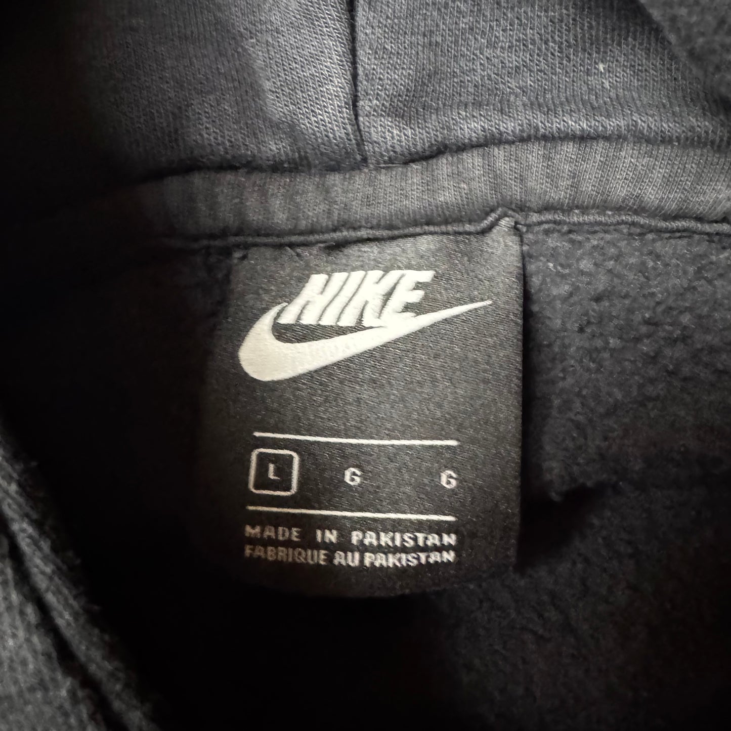 Black Boxy Nike Hoodie - L