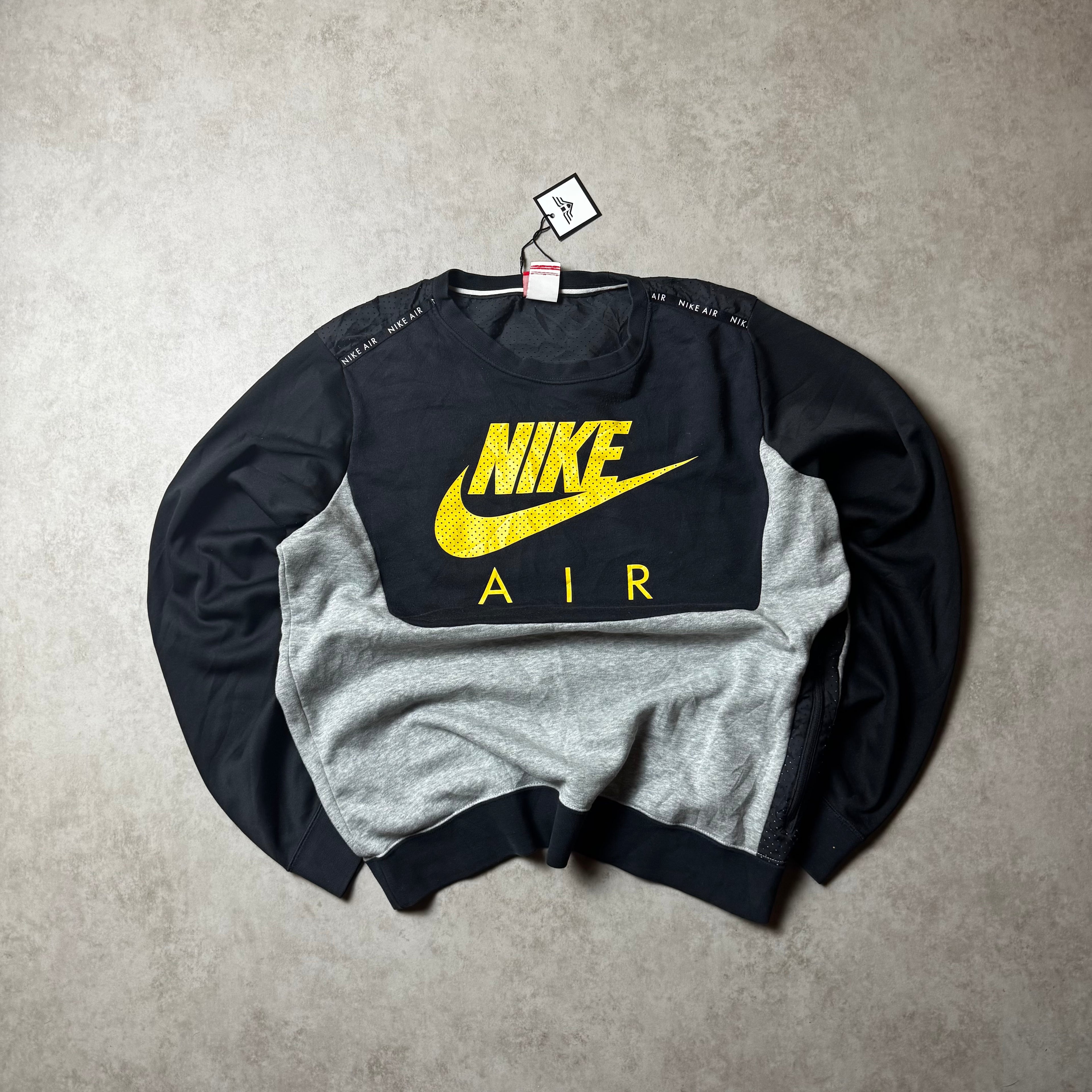 Gray Nike Sweatshirt - M