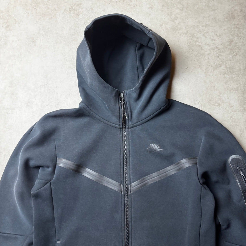 Black Nike Tech Fleece Hoodie - XS
