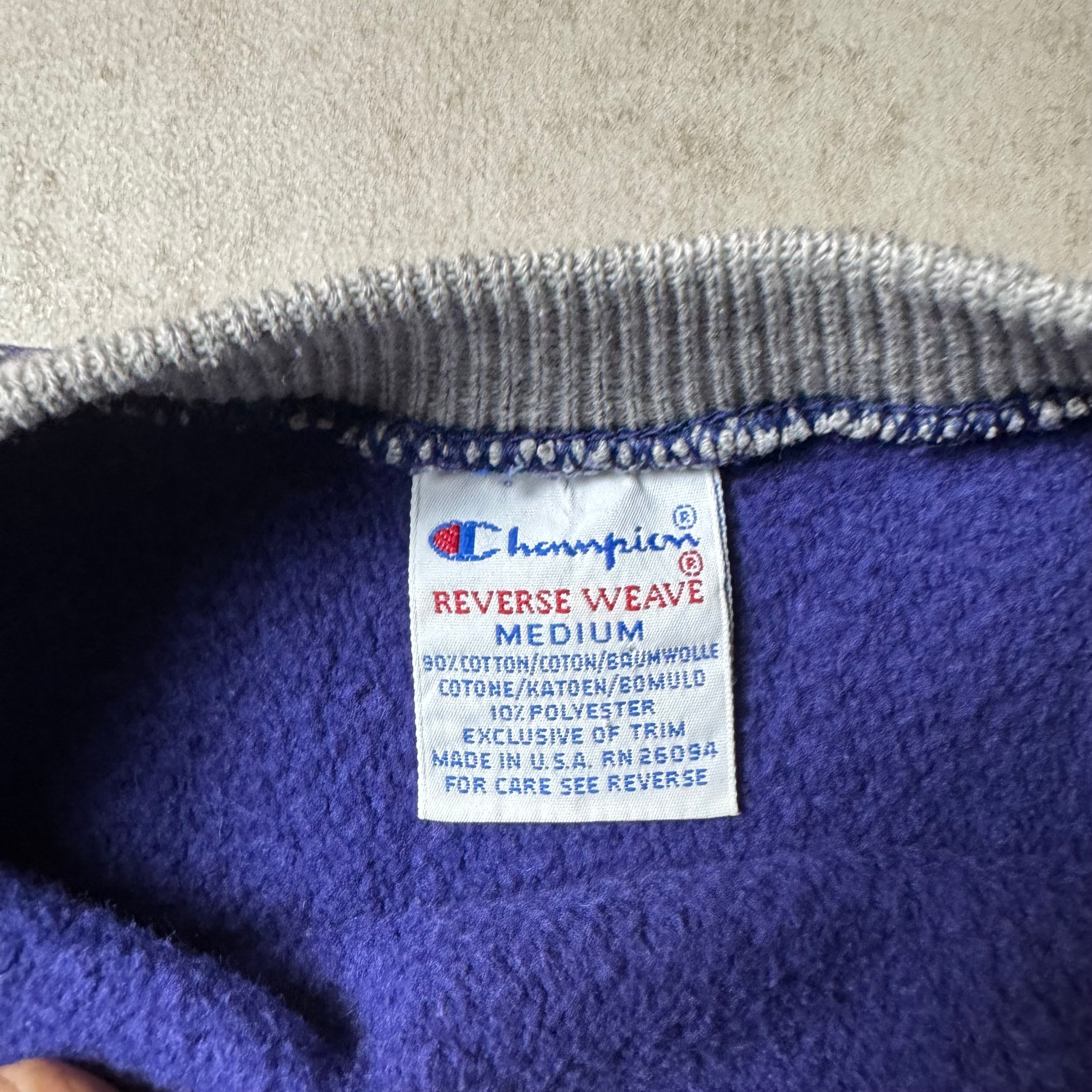 Navy Champion Vintage Sweatshirt - M