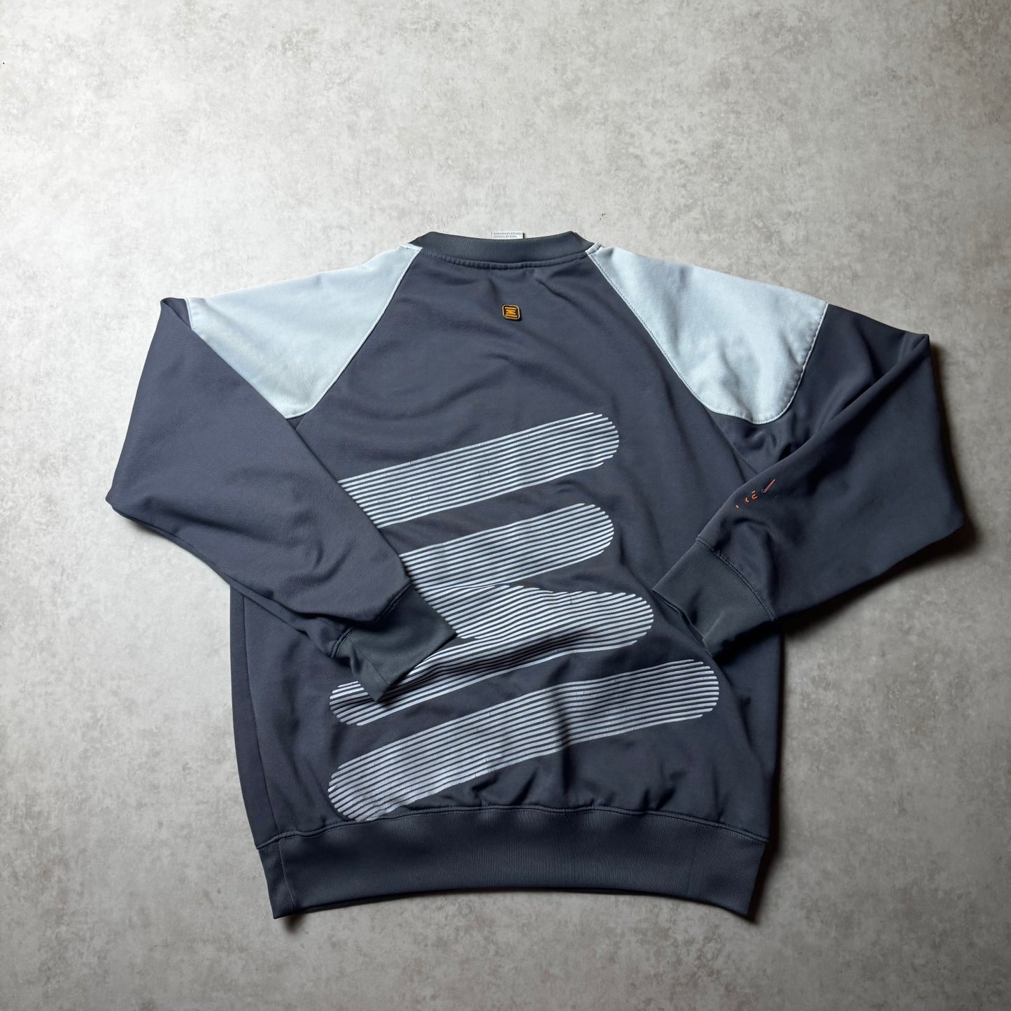 Gray Nike Vintage Sweatshirt - M