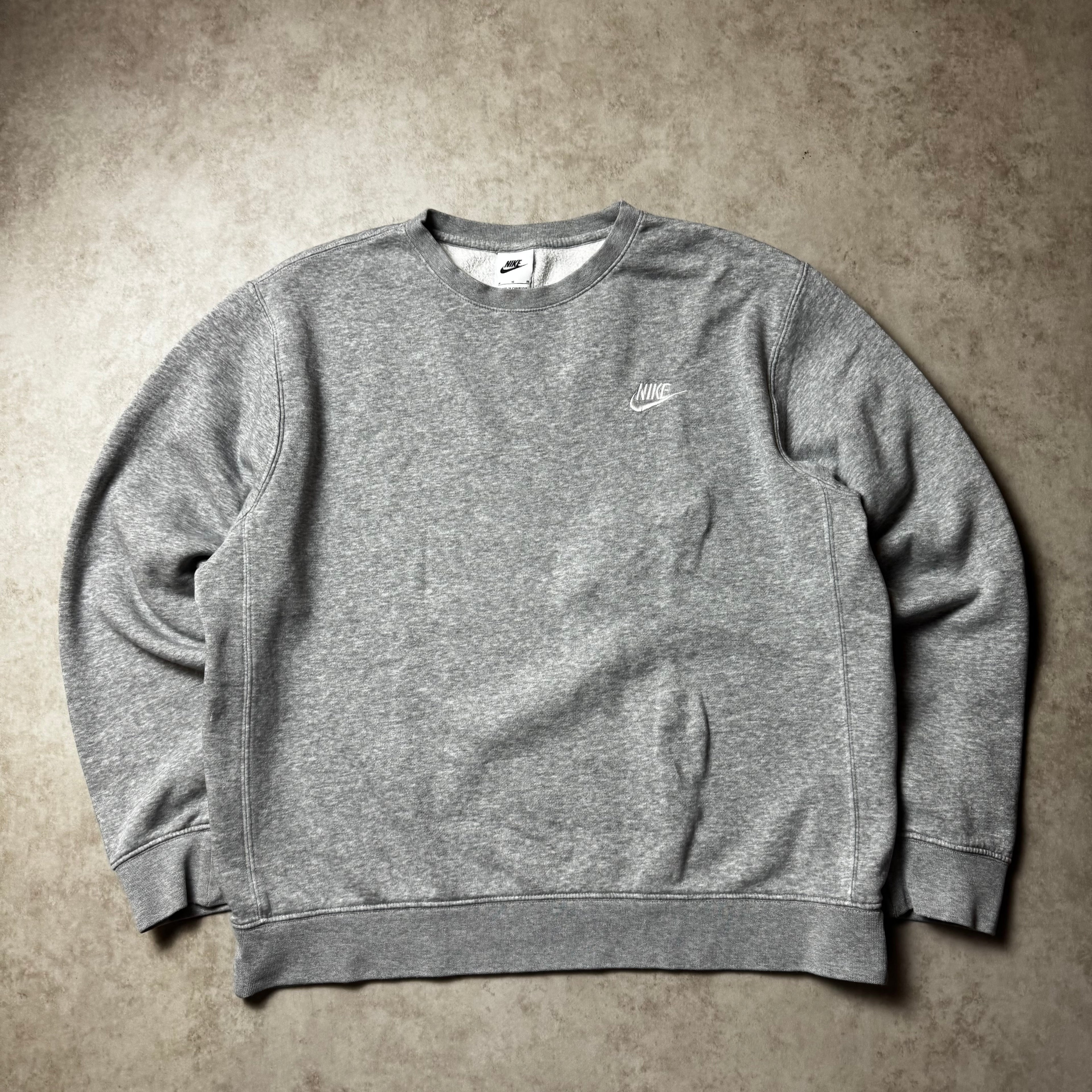 Gray Nike Sweatshirt - M