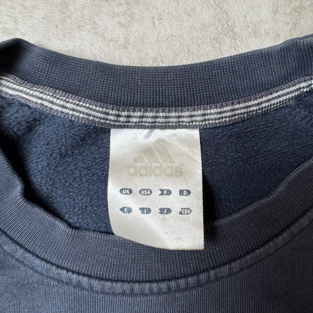 Black Adidas Vintage Sweatshirt - M