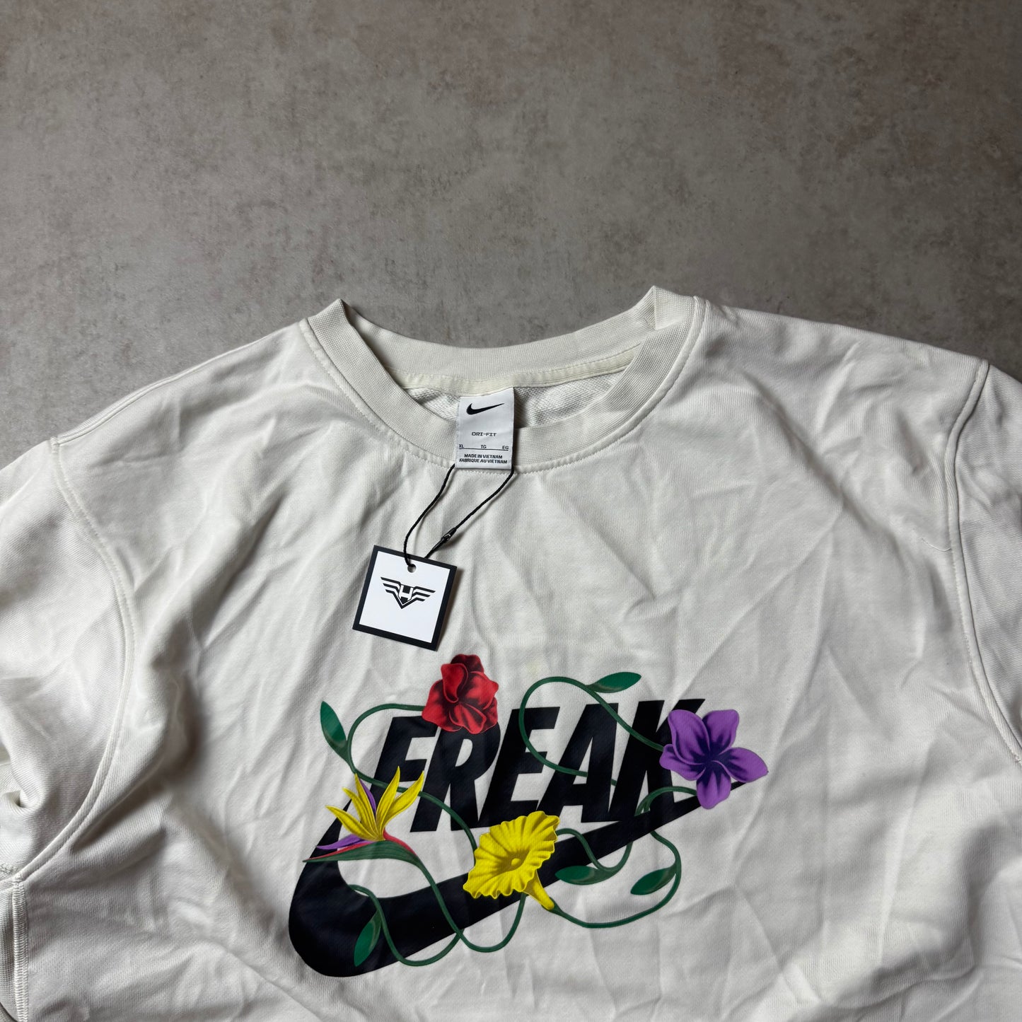 White Nike Sweatshirt - XL
