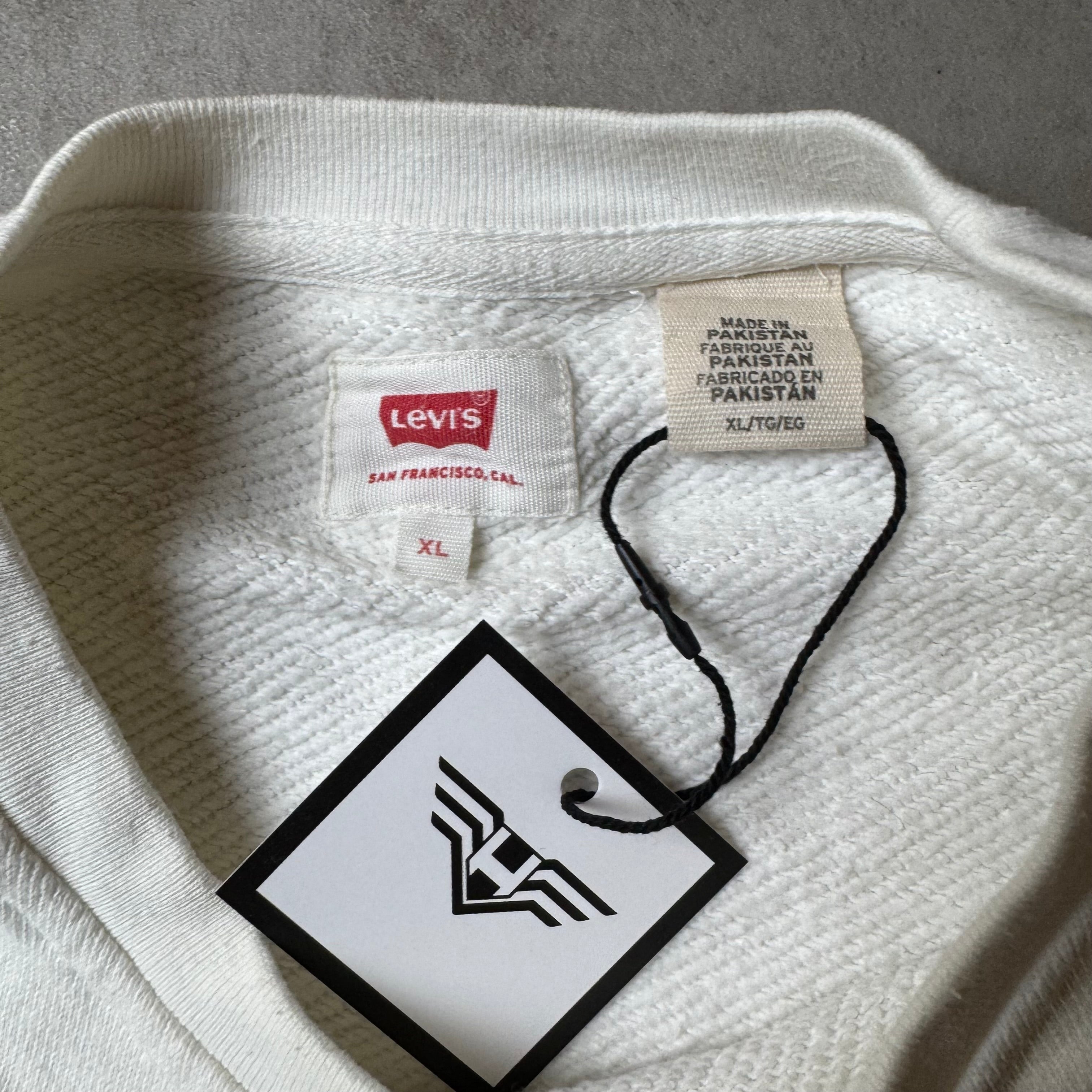 White Levi's Sweatshirt - Size XL