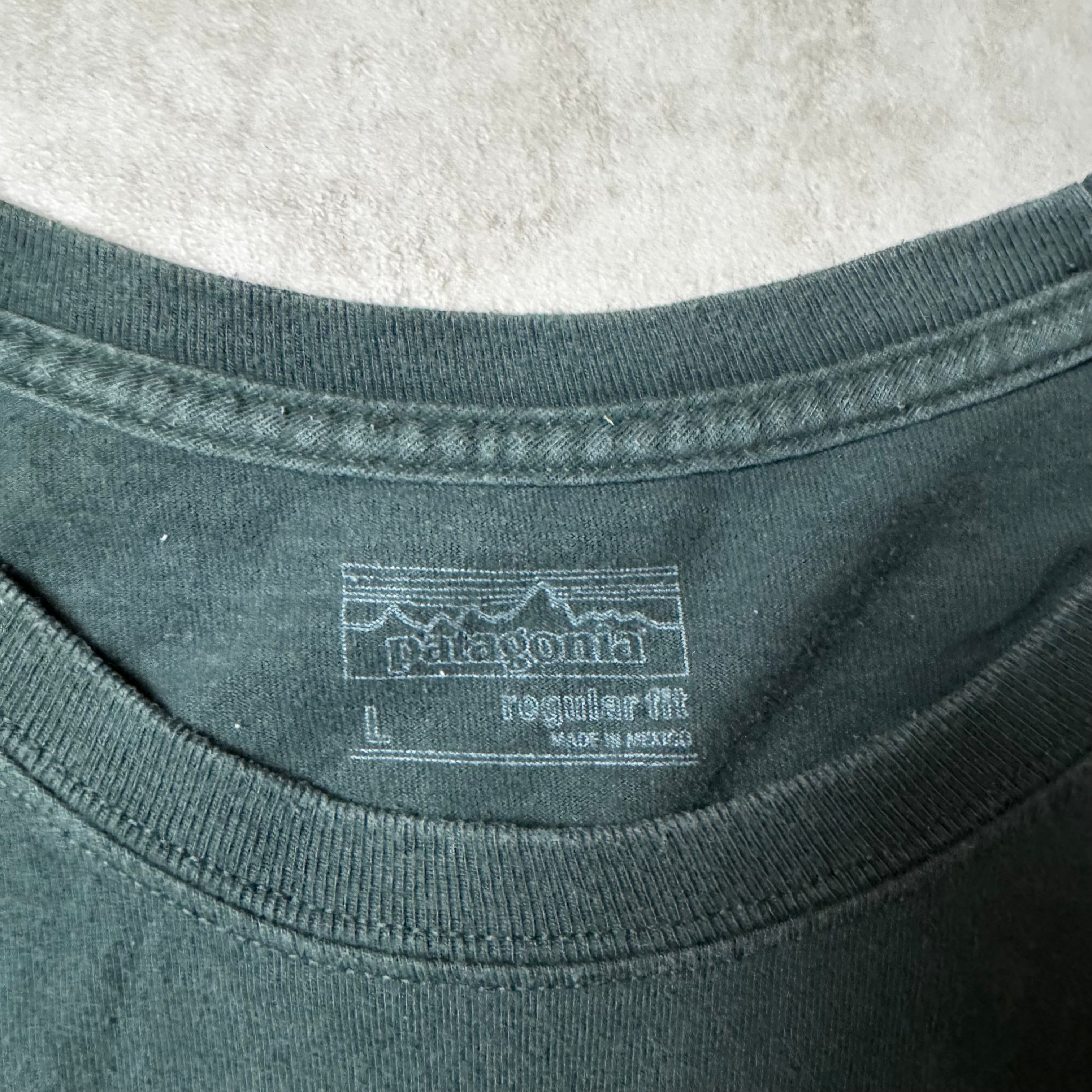 Dark Green Patagonia Long Sleeve - L