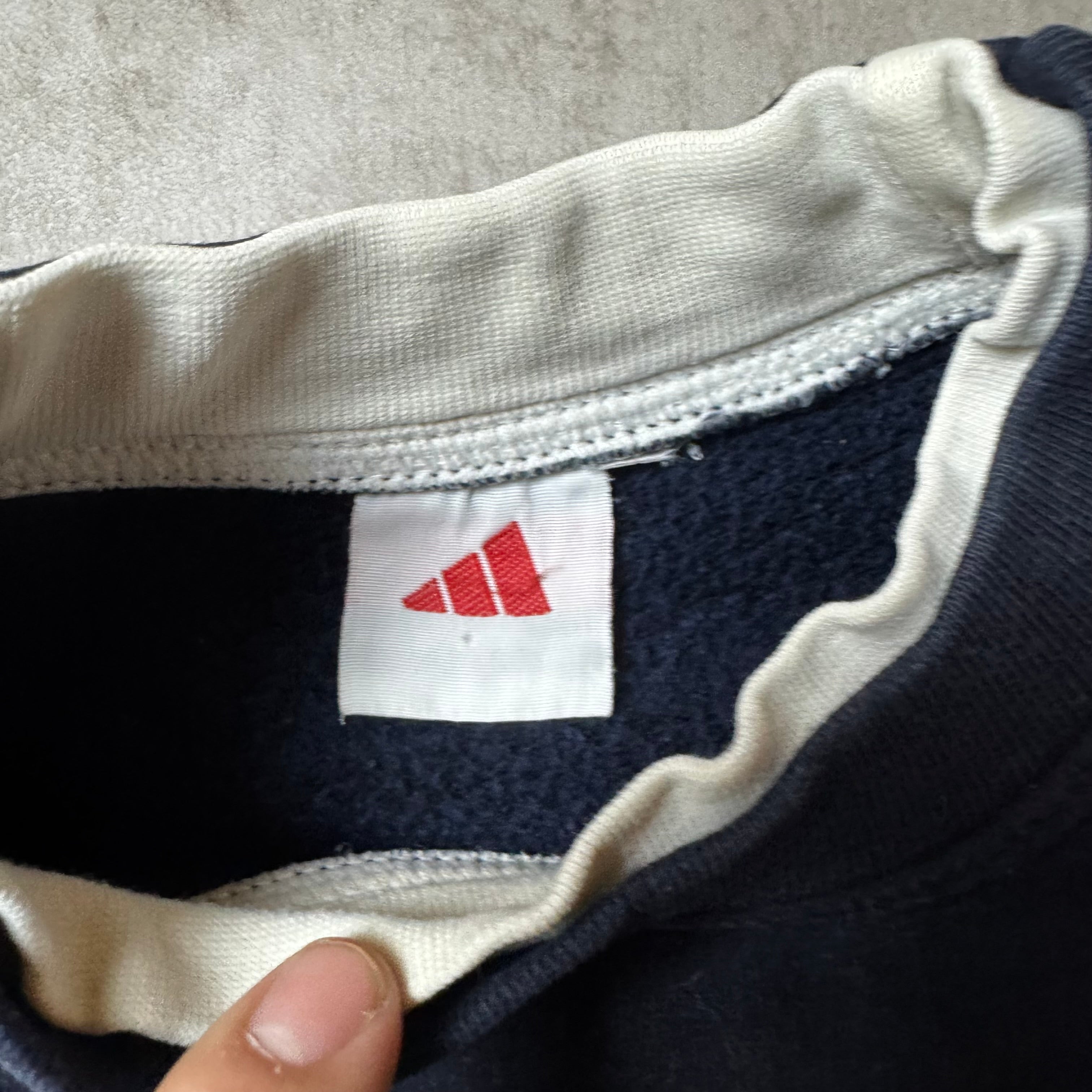 Navy Adidas Vintage Sweatshirt - M