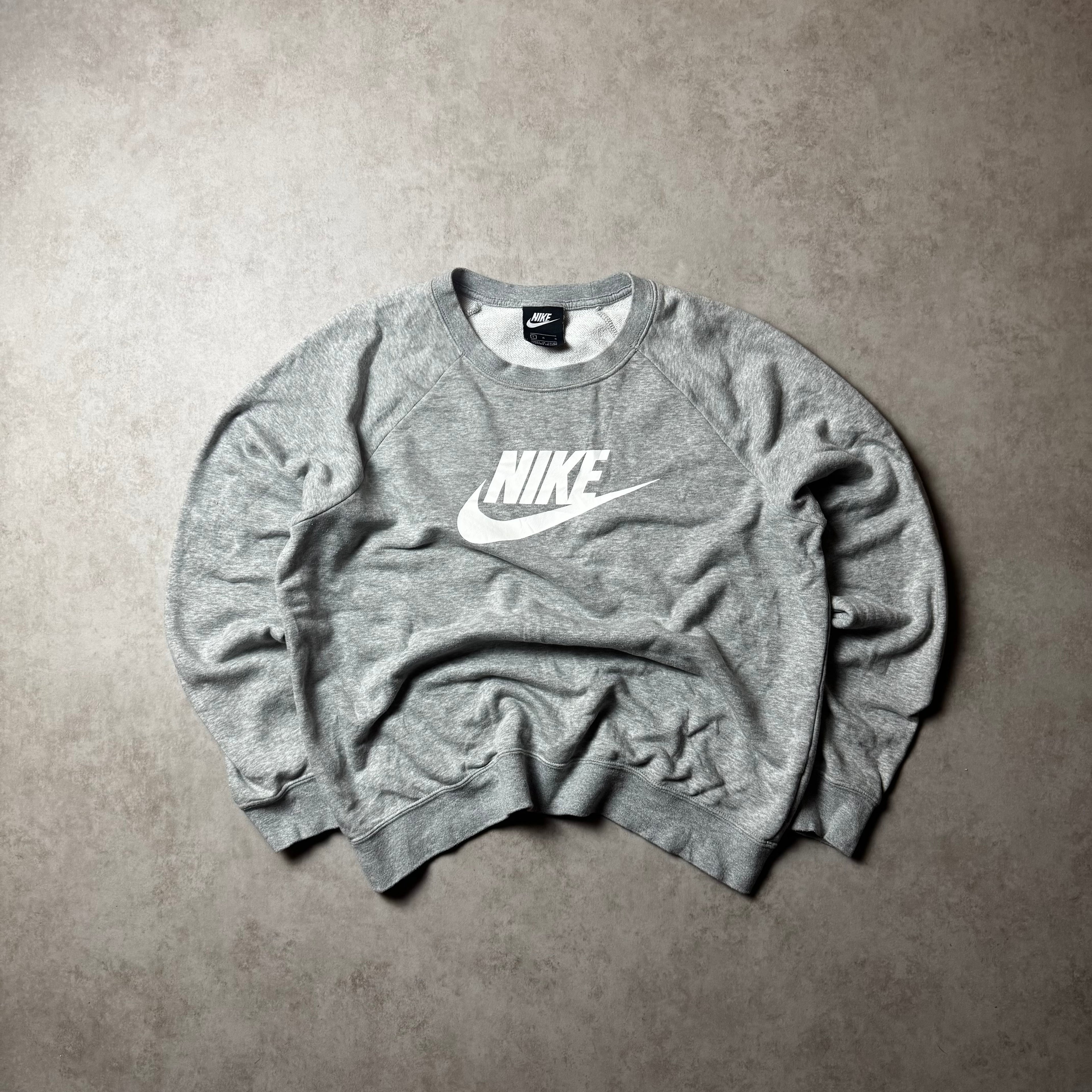 Gray Nike Sweatshirt - L