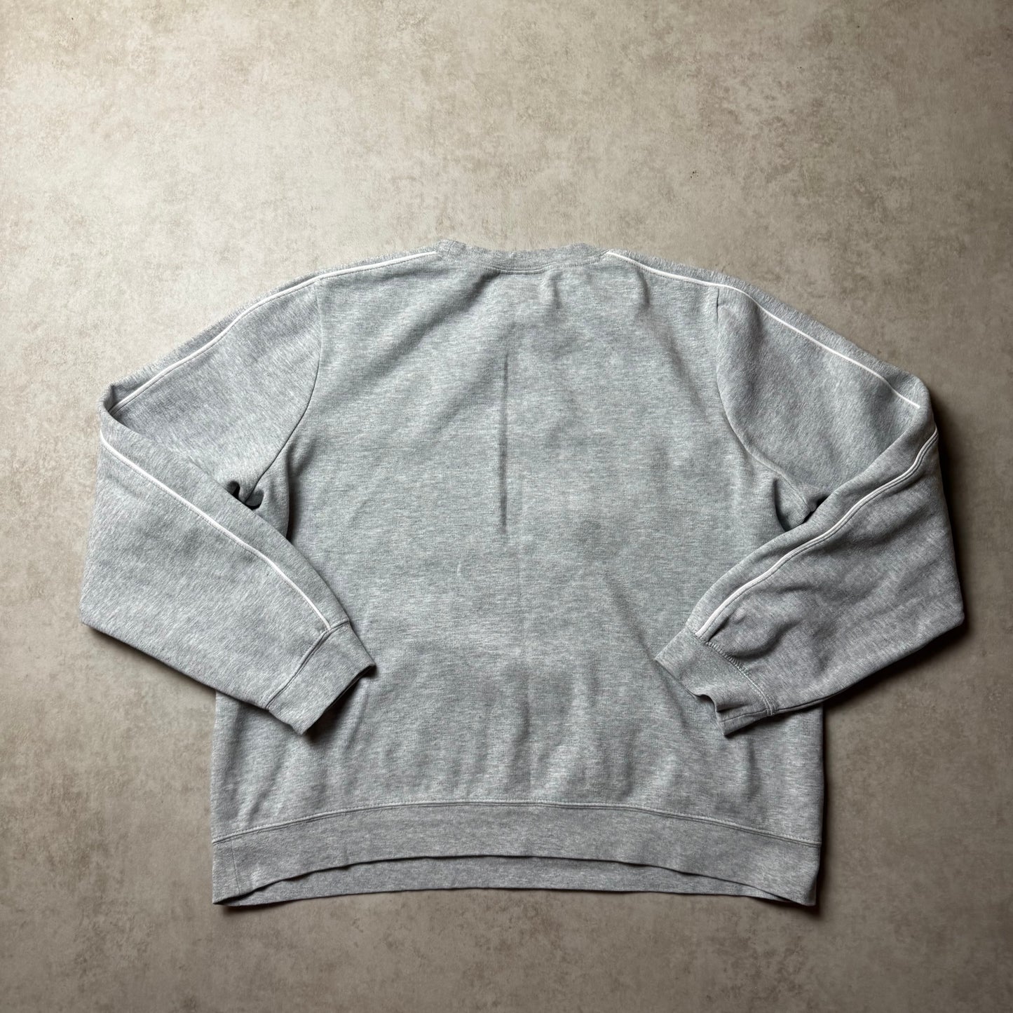 Gray Nike Sweatshirt - M