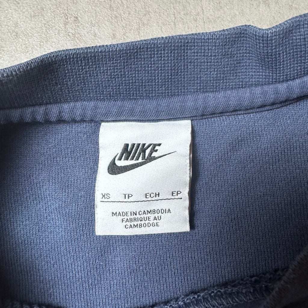 Navy Nike Sweatshirt - XS