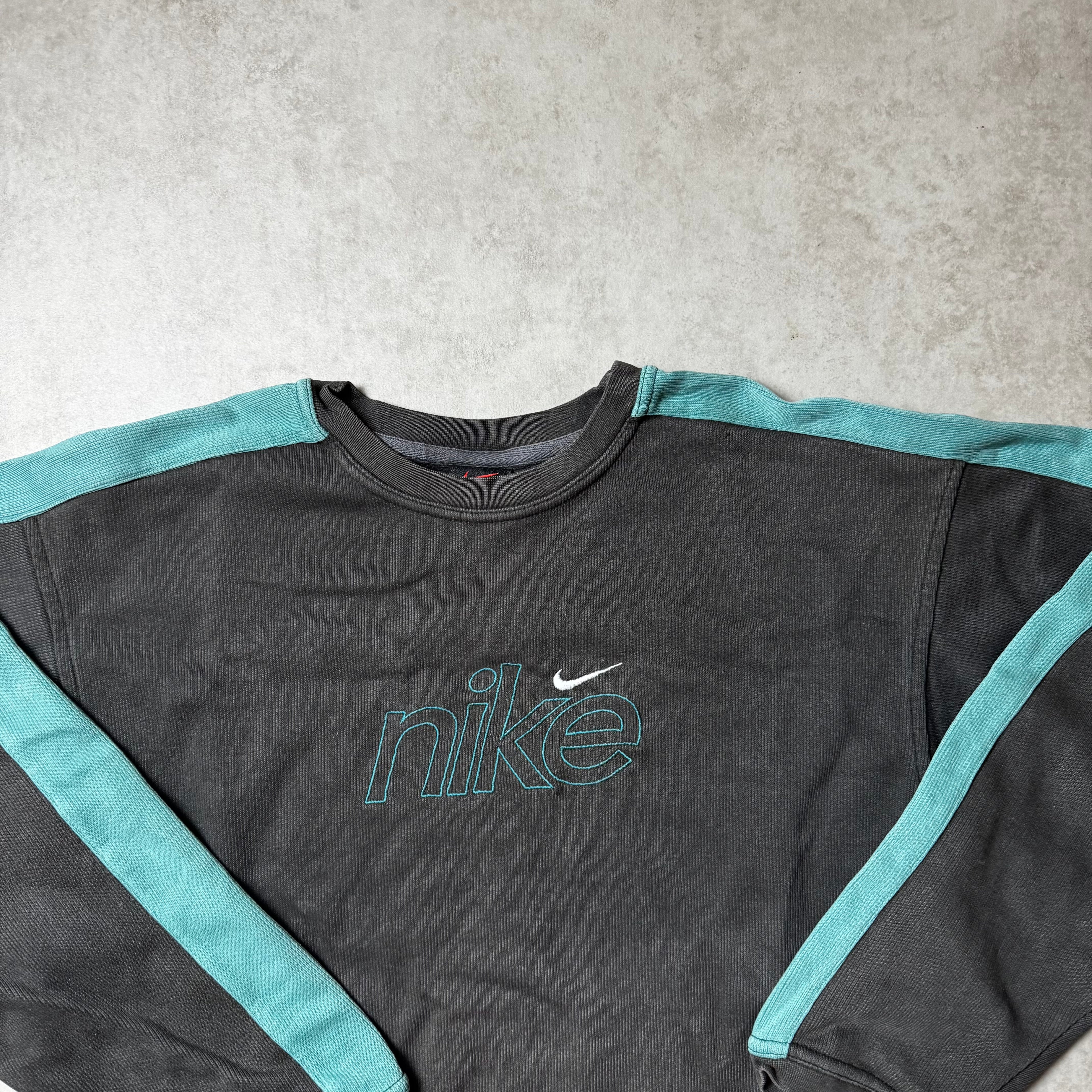 Brown Nike Sweatshirt - L (S)