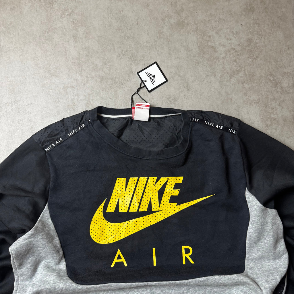Gray Nike Sweatshirt - M
