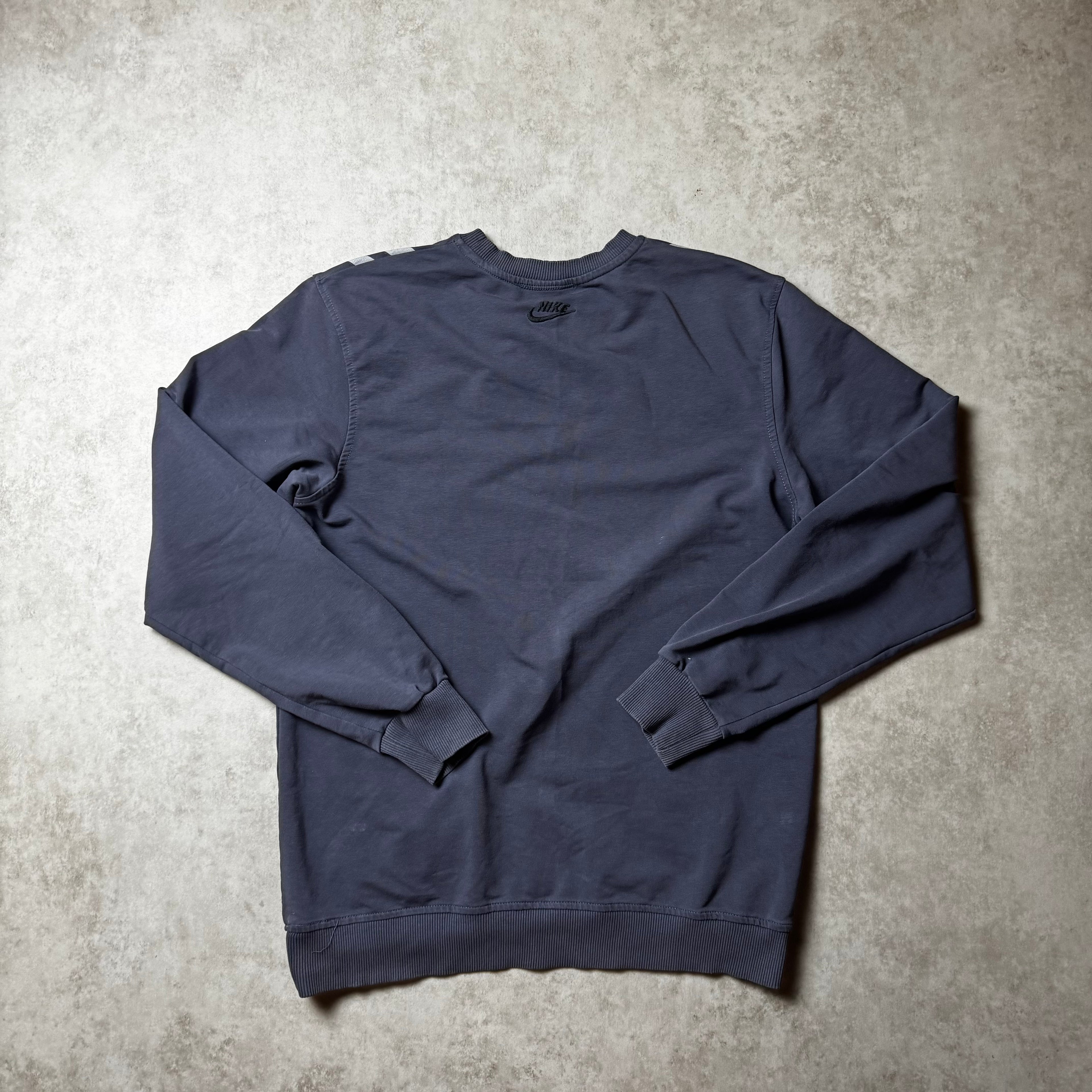 Gray Nike Vintage Sweatshirt - S