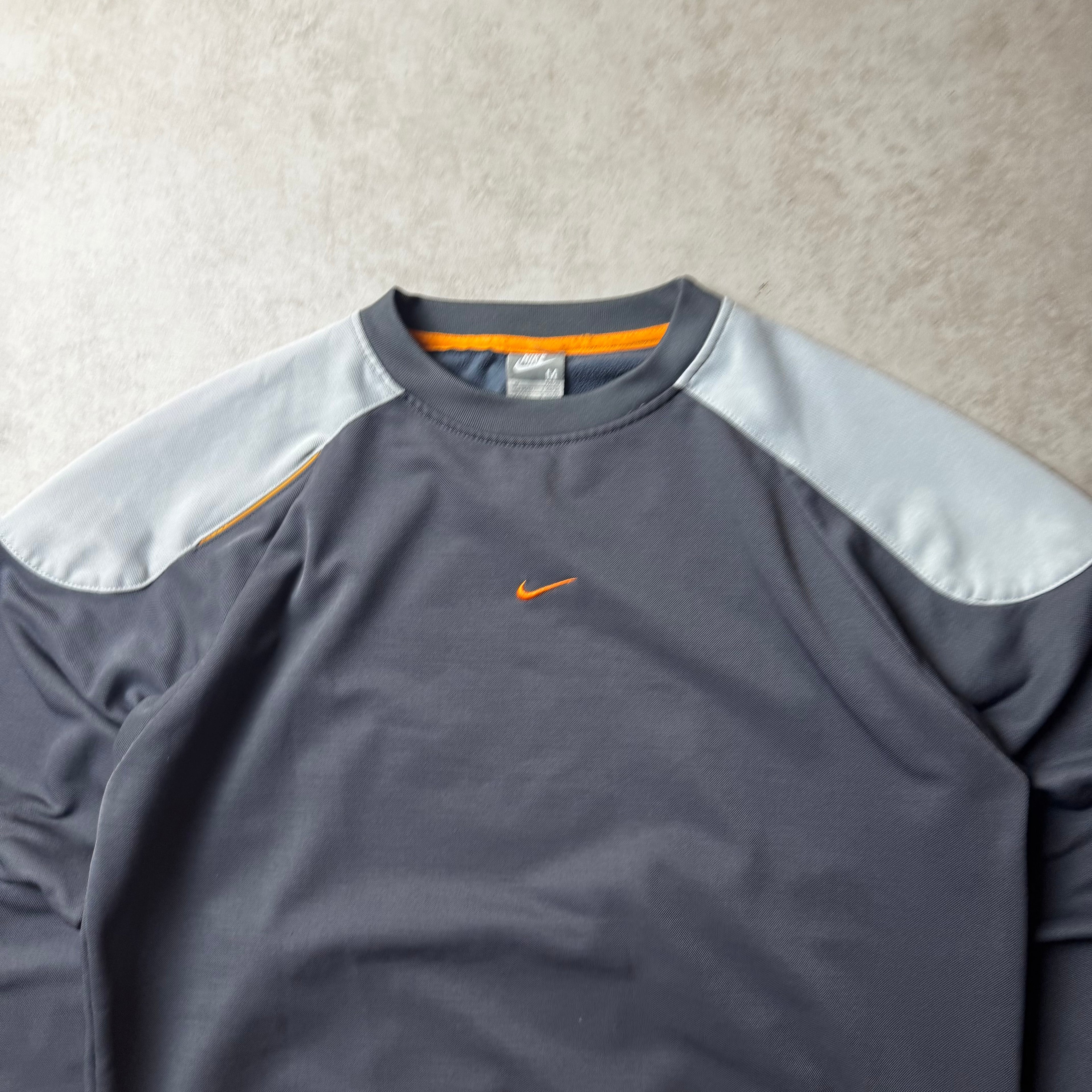 Gray Nike Vintage Sweatshirt - M