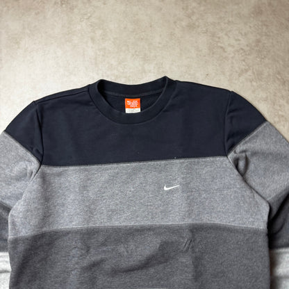 Gray Nike Vintage Sweatshirt - M