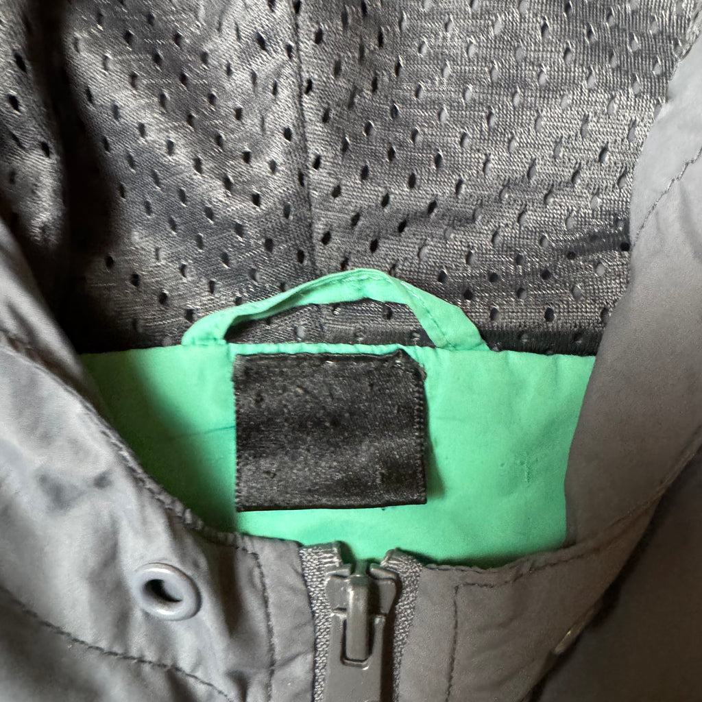 Gray Nike Windbreaker - S