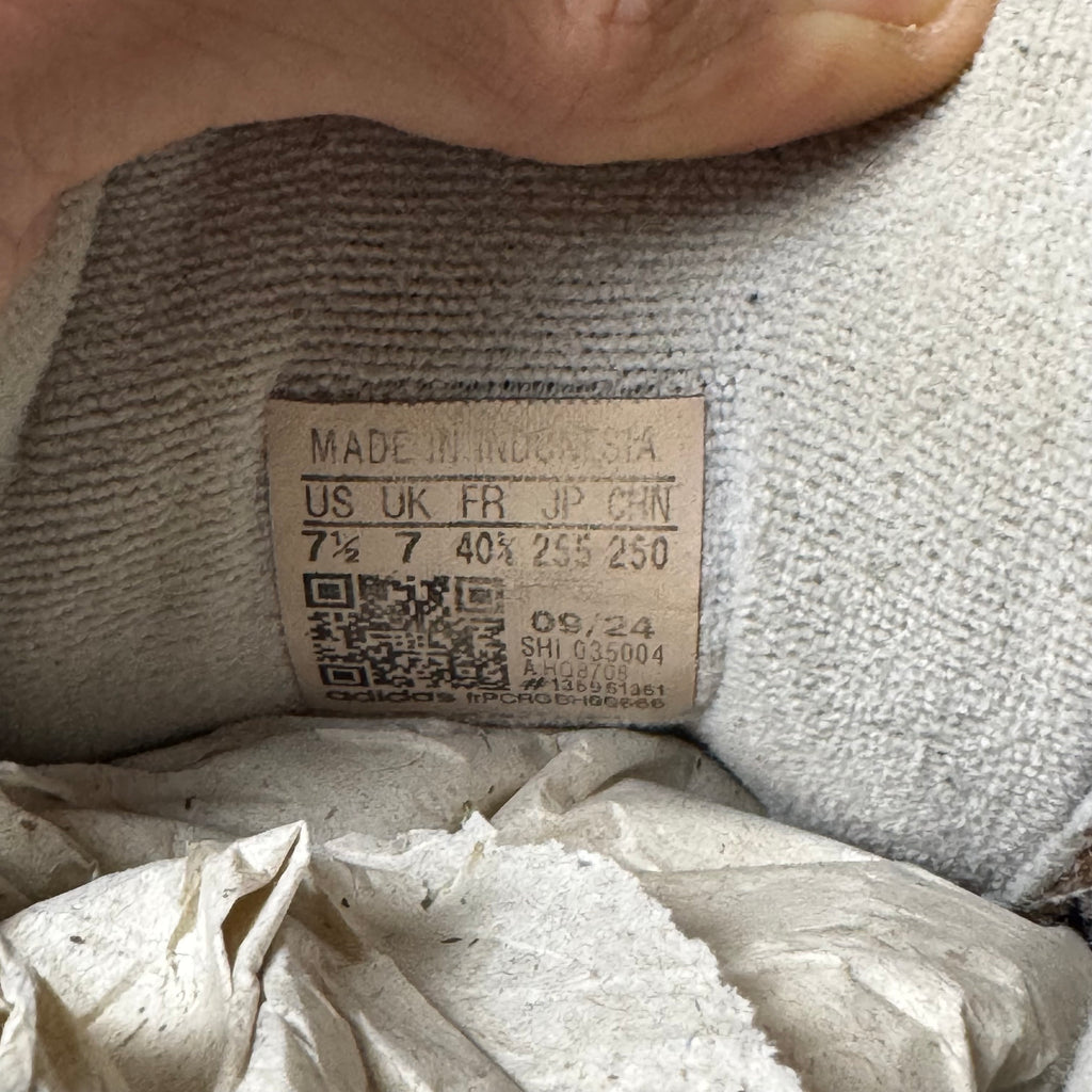 Black Adidas Campus - 40.5