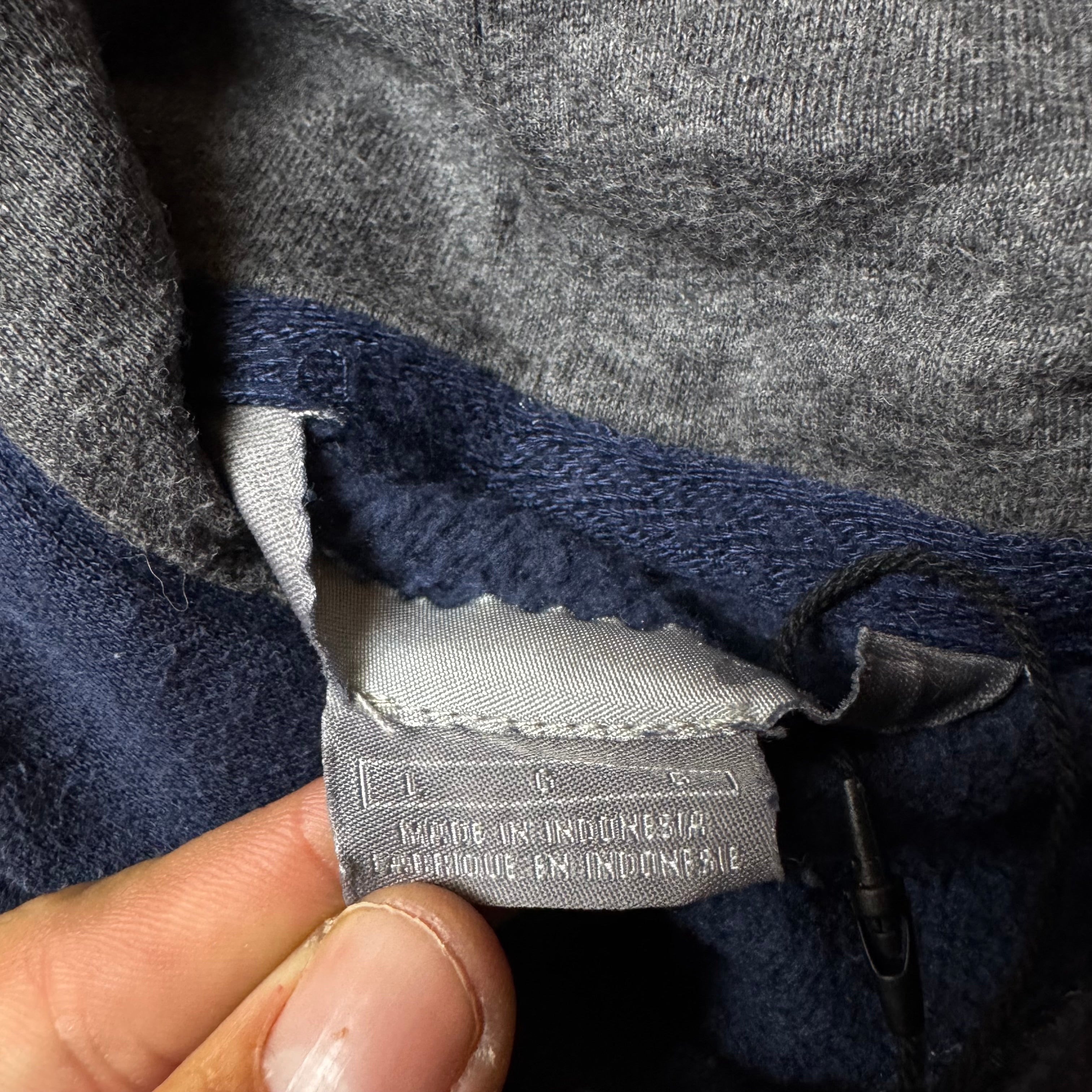 Navy Nike Hoodie - L