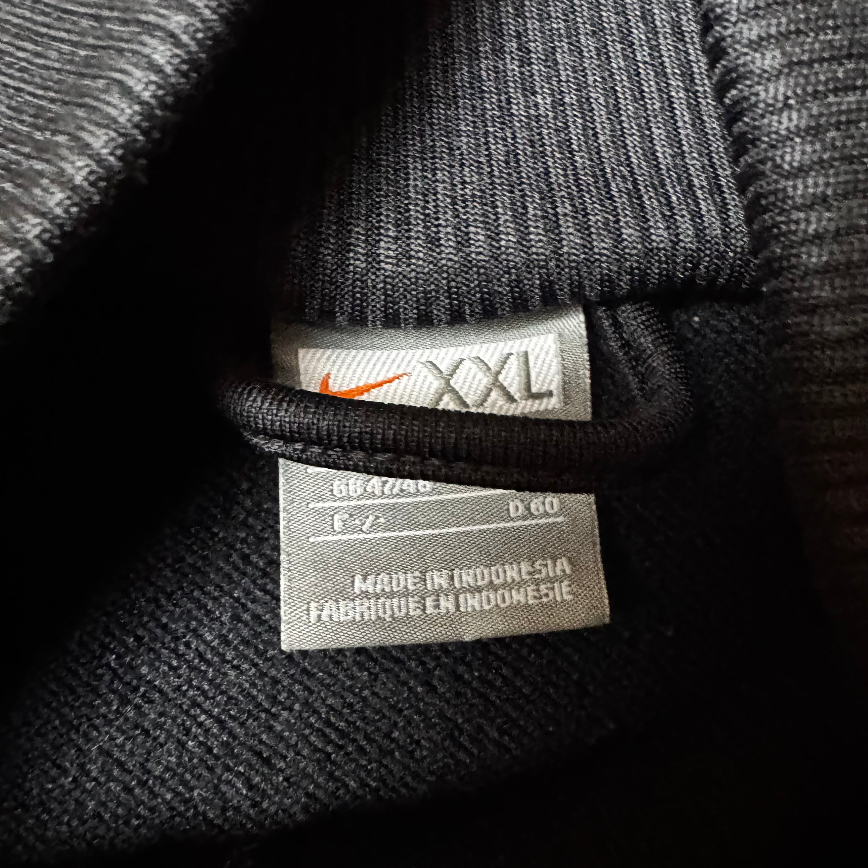 Black Vintage Nike Zip Up Hoodie - XXL