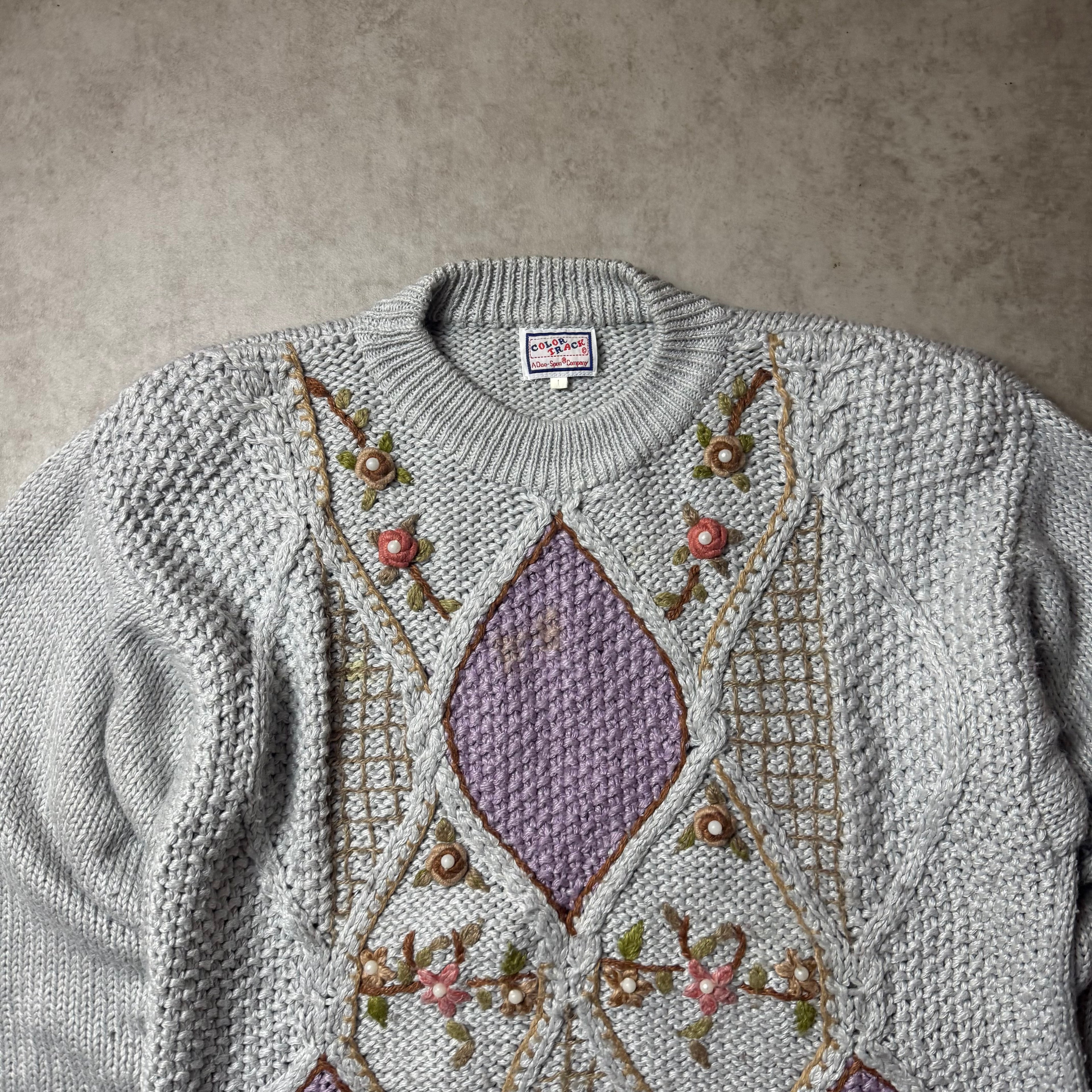 Gray Vintage Sweater - L
