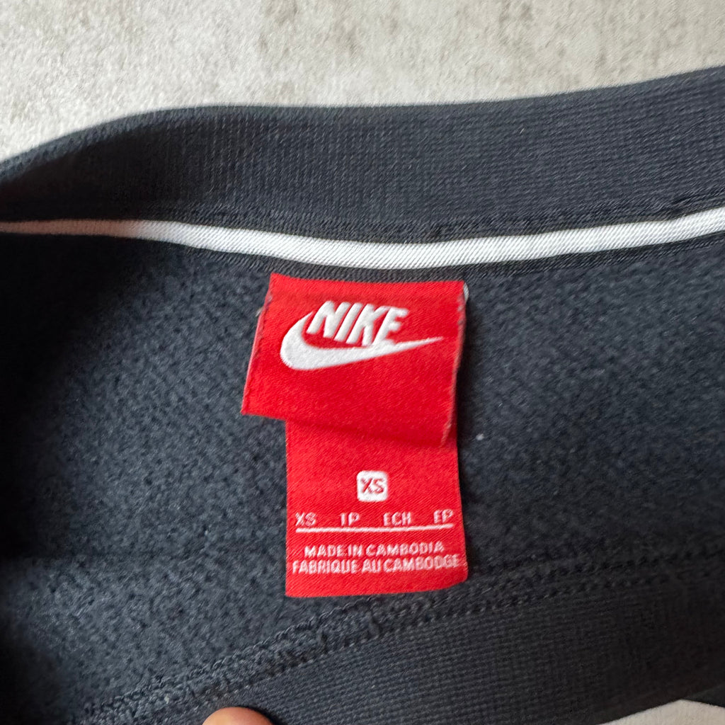 Black Nike Sweatshirt - XS